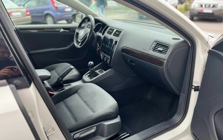 Volkswagen Jetta VI, 2015 год, 1 317 000 рублей, 23 фотография