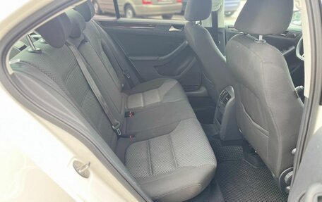Volkswagen Jetta VI, 2015 год, 1 317 000 рублей, 20 фотография