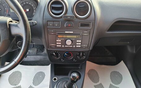 Ford Fiesta, 2006 год, 285 000 рублей, 11 фотография