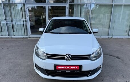 Volkswagen Polo VI (EU Market), 2015 год, 997 000 рублей, 2 фотография