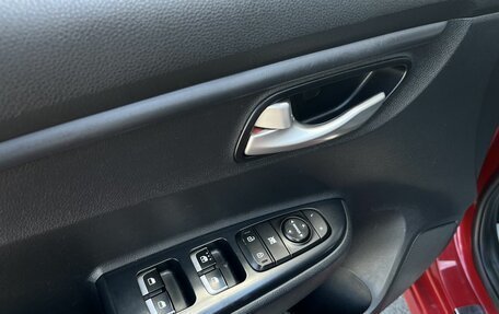 KIA Rio IV, 2020 год, 1 399 000 рублей, 16 фотография