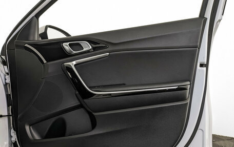 KIA cee'd III, 2021 год, 1 850 000 рублей, 24 фотография