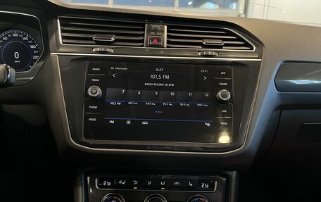 Volkswagen Tiguan II, 2017 год, 2 660 000 рублей, 13 фотография