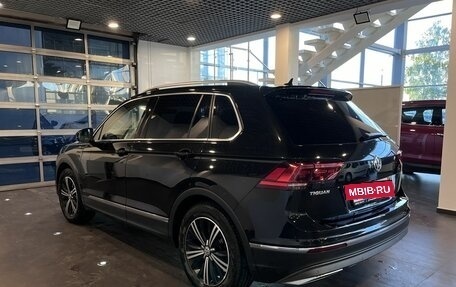 Volkswagen Tiguan II, 2017 год, 2 660 000 рублей, 5 фотография