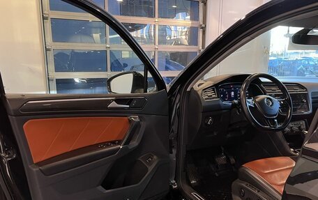 Volkswagen Tiguan II, 2017 год, 2 660 000 рублей, 21 фотография