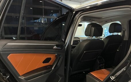 Volkswagen Tiguan II, 2017 год, 2 660 000 рублей, 24 фотография