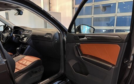 Volkswagen Tiguan II, 2017 год, 2 660 000 рублей, 27 фотография