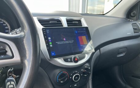 Hyundai Solaris II рестайлинг, 2011 год, 769 000 рублей, 13 фотография