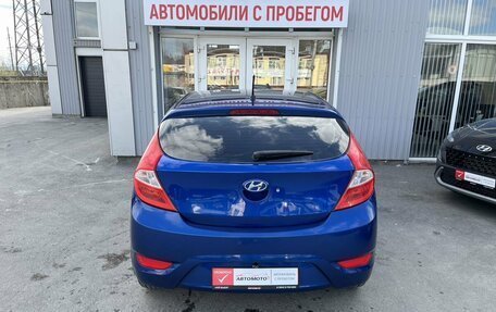 Hyundai Solaris II рестайлинг, 2011 год, 769 000 рублей, 7 фотография