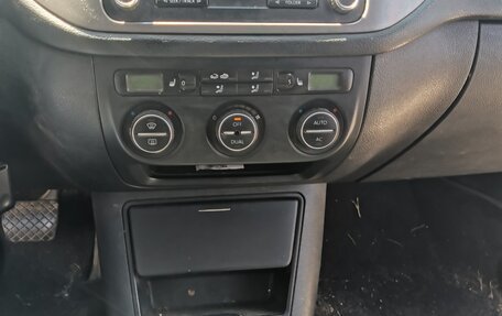 Volkswagen Tiguan I, 2009 год, 700 000 рублей, 17 фотография