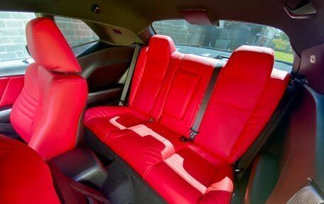 Dodge Challenger III рестайлинг 2, 2019 год, 3 500 000 рублей, 18 фотография