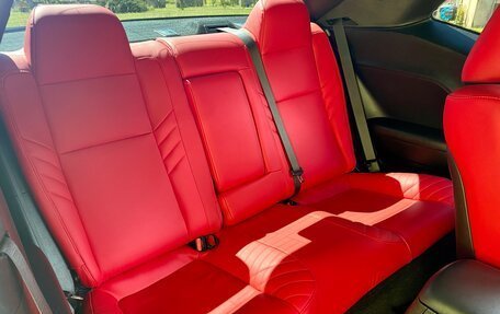 Dodge Challenger III рестайлинг 2, 2019 год, 3 500 000 рублей, 19 фотография