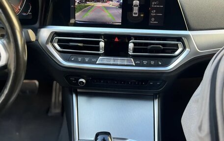 BMW 3 серия, 2021 год, 2 999 999 рублей, 12 фотография