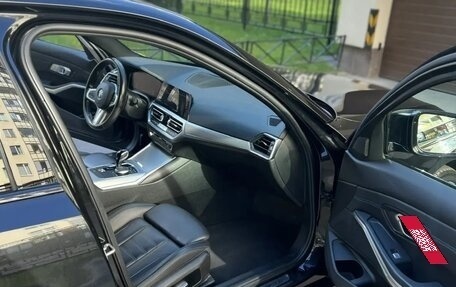 BMW 3 серия, 2021 год, 2 999 999 рублей, 9 фотография