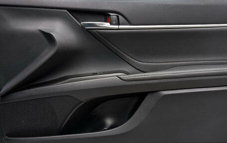 Toyota Camry, 2021 год, 3 750 000 рублей, 23 фотография