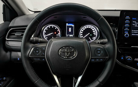 Toyota Camry, 2021 год, 3 750 000 рублей, 21 фотография