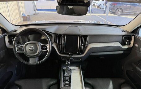 Volvo XC60 II, 2019 год, 3 599 000 рублей, 10 фотография