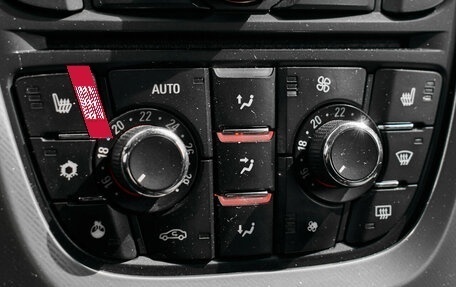 Opel Astra J, 2011 год, 650 000 рублей, 18 фотография