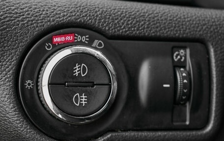 Opel Astra J, 2011 год, 650 000 рублей, 22 фотография