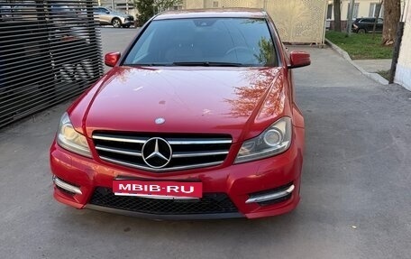 Mercedes-Benz C-Класс, 2011 год, 1 250 000 рублей, 1 фотография