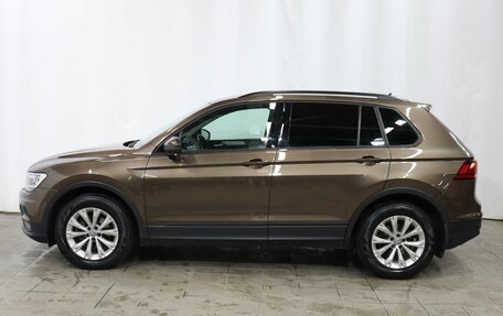 Volkswagen Tiguan II, 2019 год, 2 275 000 рублей, 8 фотография