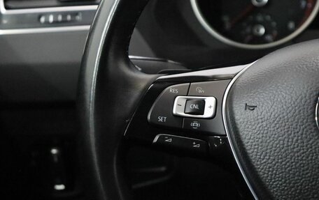 Volkswagen Tiguan II, 2019 год, 2 275 000 рублей, 14 фотография