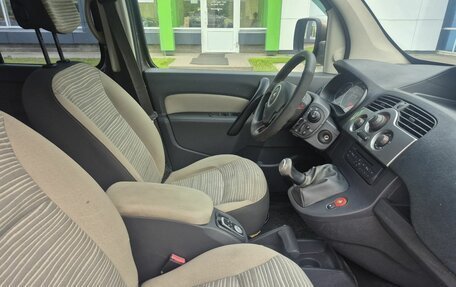 Renault Kangoo II рестайлинг, 2012 год, 699 000 рублей, 10 фотография