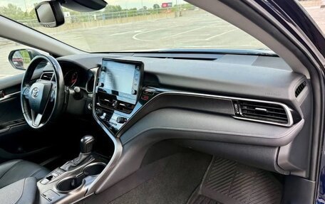 Toyota Camry, 2021 год, 1 975 000 рублей, 17 фотография