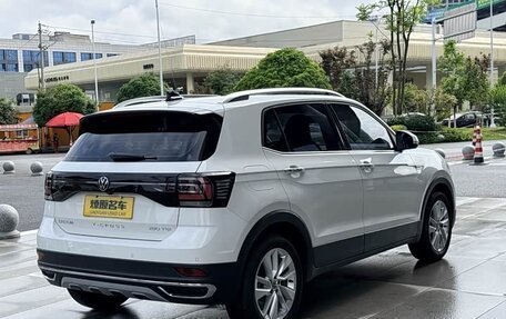 Volkswagen T-Cross I, 2022 год, 1 350 018 рублей, 6 фотография