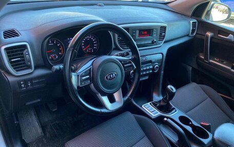 KIA Sportage IV рестайлинг, 2020 год, 2 099 000 рублей, 5 фотография