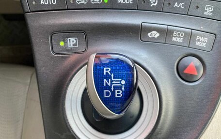 Toyota Prius, 2009 год, 699 000 рублей, 10 фотография