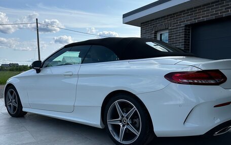 Mercedes-Benz C-Класс, 2018 год, 2 680 000 рублей, 4 фотография