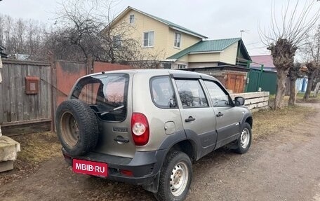 Chevrolet Niva I рестайлинг, 2012 год, 426 000 рублей, 11 фотография