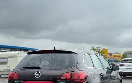 Opel Astra J, 2014 год, 925 000 рублей, 6 фотография