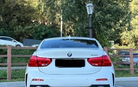 BMW 1 серия, 2022 год, 1 900 000 рублей, 6 фотография