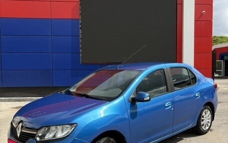 Renault Logan II, 2015 год, 650 000 рублей, 3 фотография