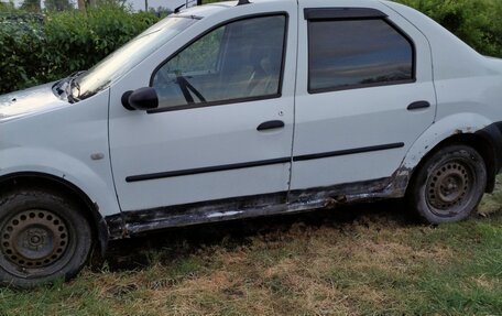 Renault Logan I, 2006 год, 400 000 рублей, 2 фотография