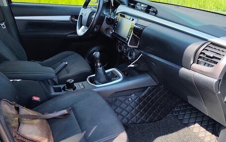 Toyota Hilux VIII, 2020 год, 3 500 000 рублей, 9 фотография