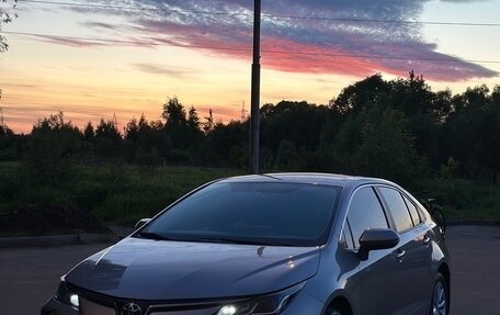 Toyota Corolla, 2020 год, 2 300 000 рублей, 2 фотография