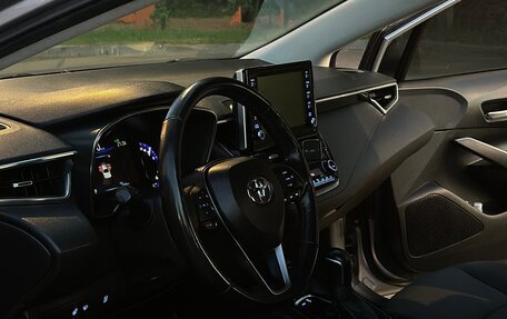 Toyota Corolla, 2020 год, 2 300 000 рублей, 9 фотография