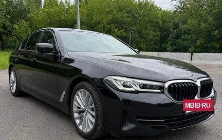 BMW 5 серия, 2023 год, 6 000 000 рублей, 11 фотография