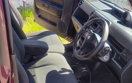 Toyota bB I рестайлинг, 2001 год, 408 000 рублей, 15 фотография