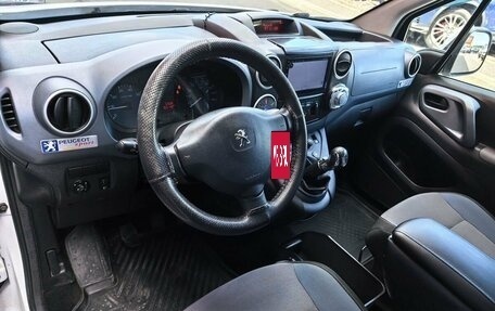 Peugeot Partner II рестайлинг 2, 2014 год, 989 000 рублей, 5 фотография