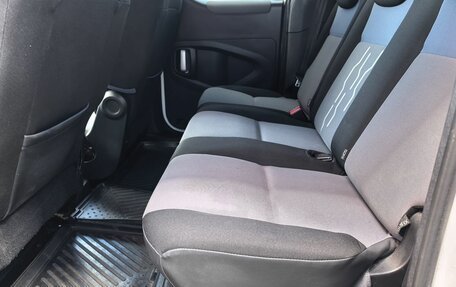 Peugeot Partner II рестайлинг 2, 2014 год, 989 000 рублей, 16 фотография
