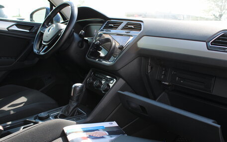 Volkswagen Tiguan II, 2020 год, 2 479 000 рублей, 22 фотография