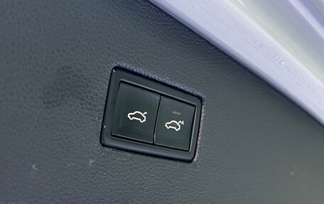 Volkswagen Tiguan II, 2019 год, 2 450 000 рублей, 23 фотография