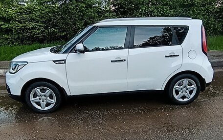 KIA Soul II рестайлинг, 2017 год, 2 200 000 рублей, 4 фотография