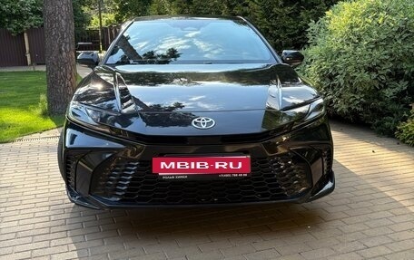 Toyota Camry, 2024 год, 3 350 000 рублей, 13 фотография