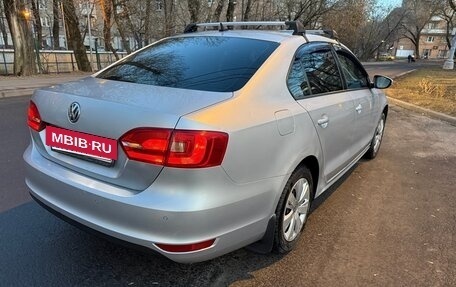 Volkswagen Jetta VI, 2013 год, 850 000 рублей, 2 фотография