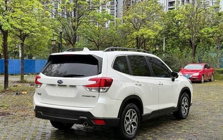 Subaru Forester, 2022 год, 2 650 000 рублей, 6 фотография